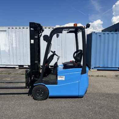 Chariot élévateur 3 roues électrique 1500 kg CESAB B315