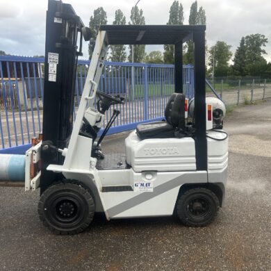 Chariot élévateur gaz 1500 kg Toyota